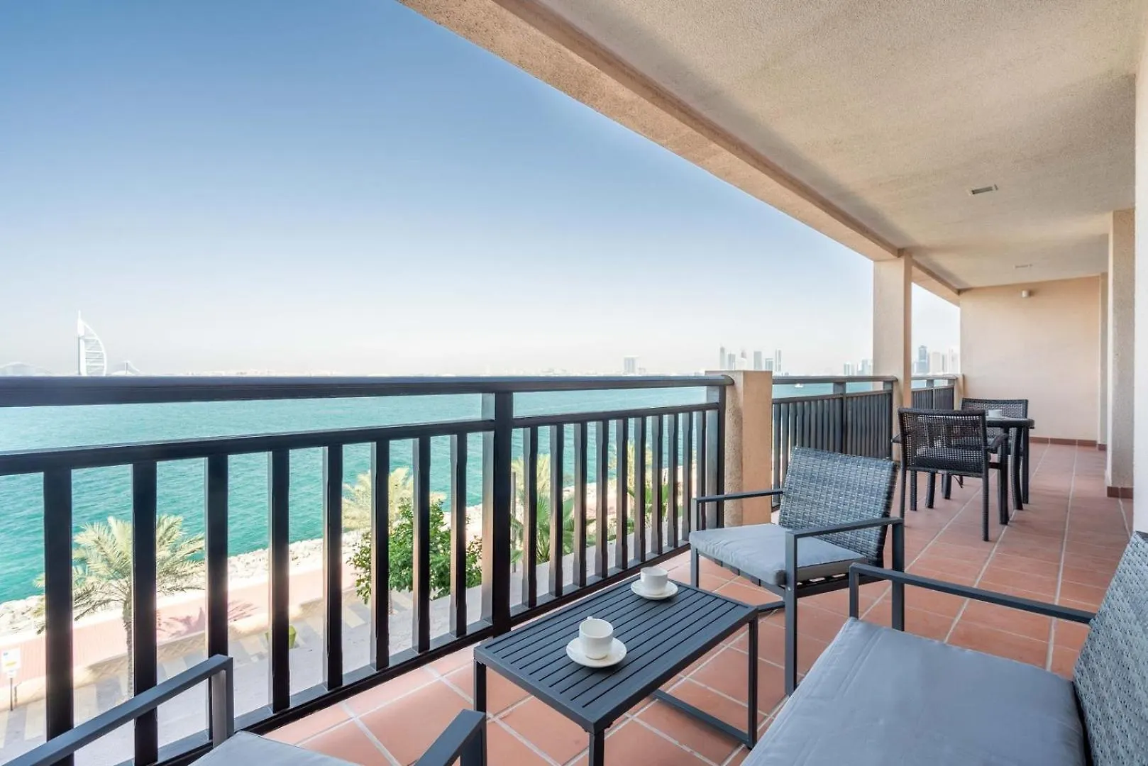 ドバイGuestready - Posh Living With Burj Al Arab Viewアパートメント 0*, ドバイ
